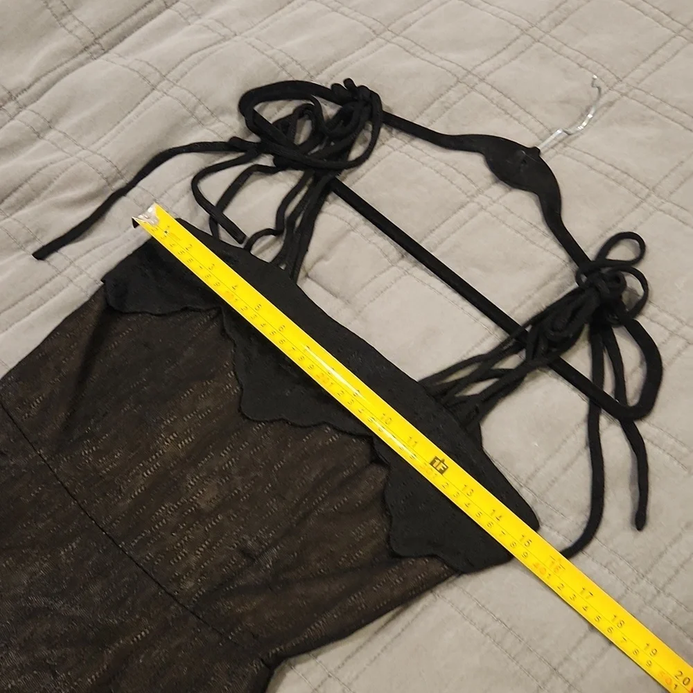 Chic Vintage McCarthy United Kingdom Black Midi Dress with Strappy Design - Picture 8 of 12